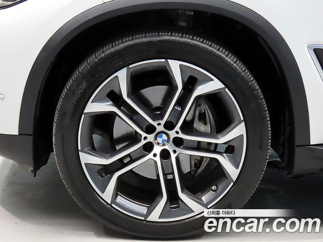 BMW X5 G05 xDrive 30d xLine - фото 4