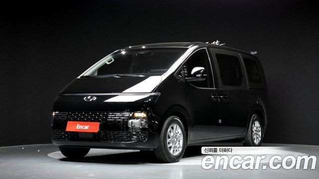 Hyundai Staria Tourer 11-Seater Modern - фото 0