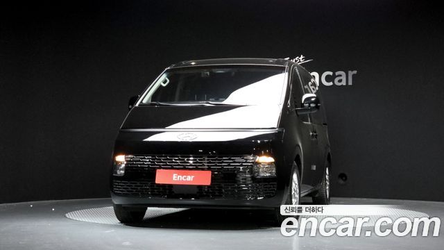 Hyundai Staria Tourer 11-Seater Modern - фото 2