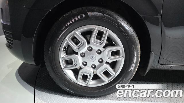 Hyundai Staria Tourer 11-Seater Modern - фото 4