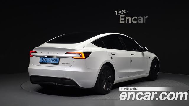 Tesla Model 3 Long Range AWD - фото 1