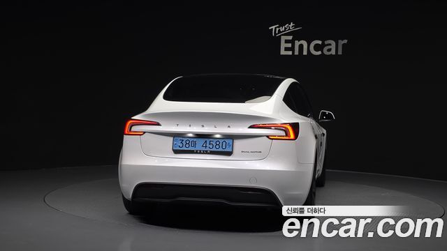 Tesla Model 3 Long Range AWD - фото 3
