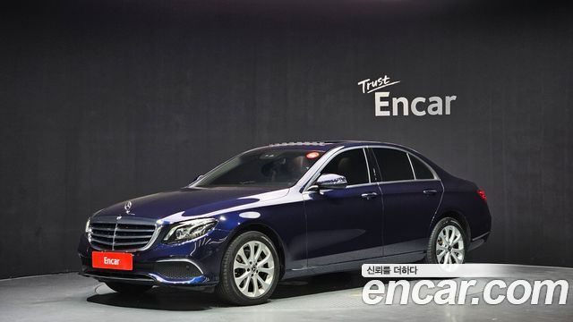 Mercedes-Benz E-Class W213 E220d 4MATIC Exclusive - фото 0