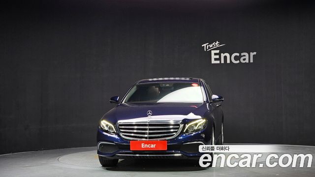 Mercedes-Benz E-Class W213 E220d 4MATIC Exclusive - фото 2