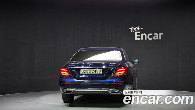 Mercedes-Benz E-Class W213 E220d 4MATIC Exclusive - фото 3