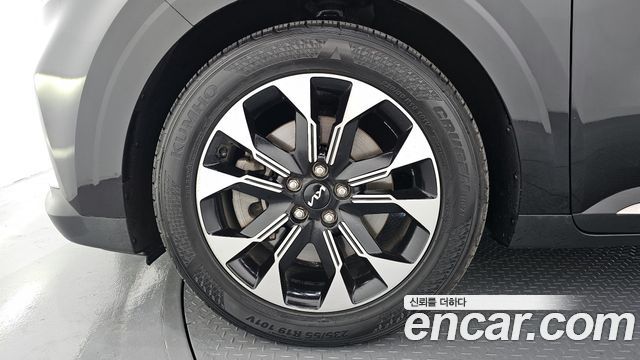 Kia Carnival 4-го поколения 9-Seater Signature - фото 4