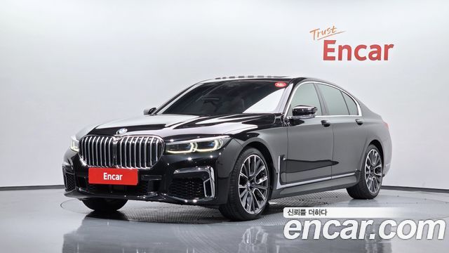 BMW 7-Series G11 730d xDrive M Sport - фото 0