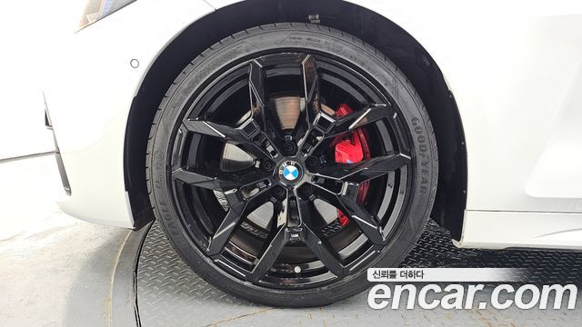 BMW 4-Series G22 420i M Sport Pro Convertible - фото 4