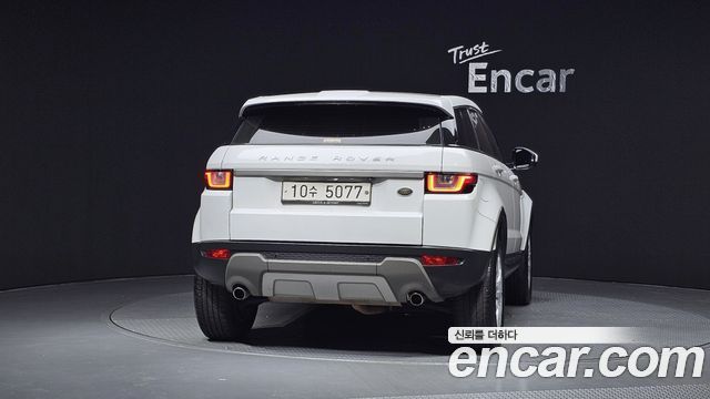 Land Rover Range Rover Evoque 2.0 TD4 SE - фото 3