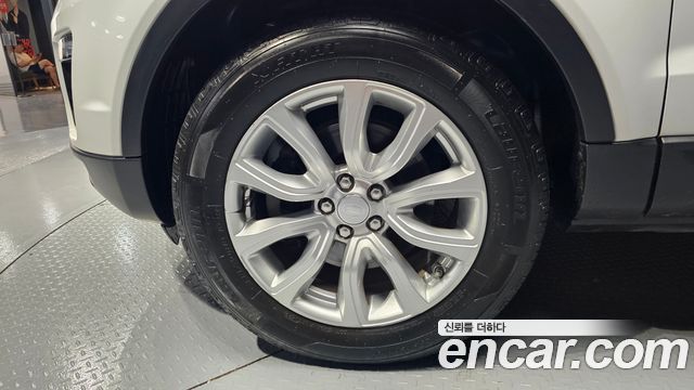 Land Rover Range Rover Evoque 2.0 TD4 SE - фото 4
