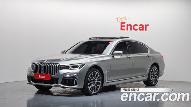 BMW 7-Series G11 740Li xDrive M Sport Package - фото 0