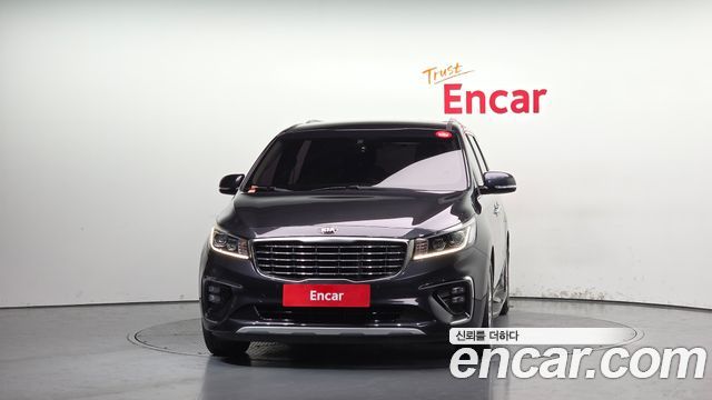 Kia Carnival Новый 7-Seater Limousine VIP - фото 2