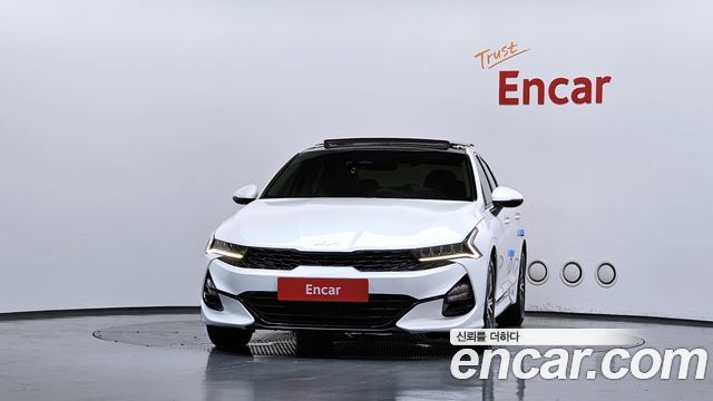 Kia K5 3-го поколения 2.0 LPI(Renter car) Trandy - фото 2