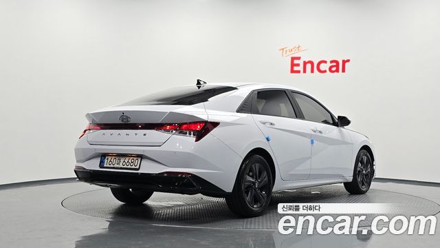 Hyundai Avante CN7, гибрид Modern - фото 1