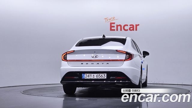 Hyundai Sonata DN8 2.0 Premium Plus - фото 2