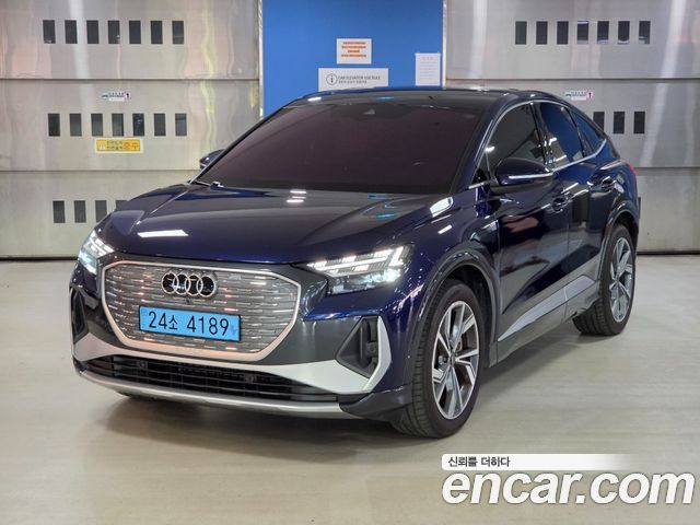 Audi Q4 e-tron F4 40 Premium Sportback - фото 0