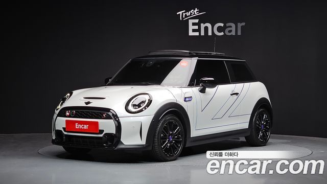 Mini Cooper Mayfield Edition 3rd - фото 0