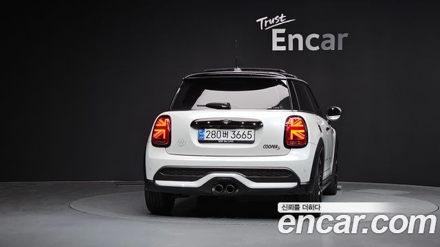 Mini Cooper Mayfield Edition 3rd - фото 3