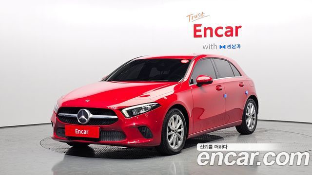Mercedes-Benz A-Class W177 A220 Hatchback - фото 0