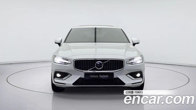 Volvo S60 3-го поколения B5 Ultimate Bright - фото 1