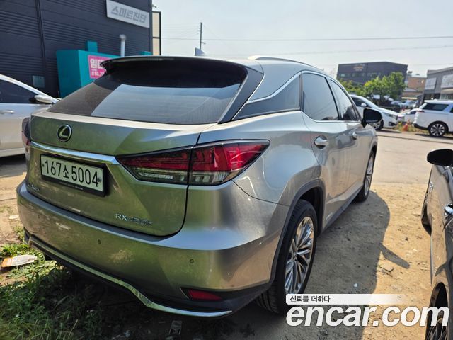 Lexus RX 4-го поколения Executive - фото 3