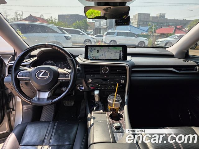 Lexus RX 4-го поколения Executive - фото 4