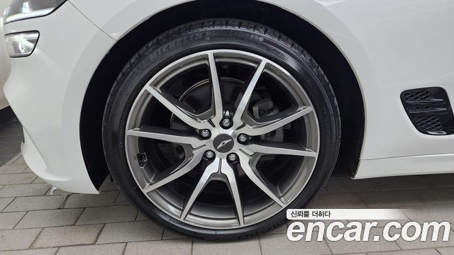 Genesis G70 Новый Gasoline 2.0T 2WD - фото 4