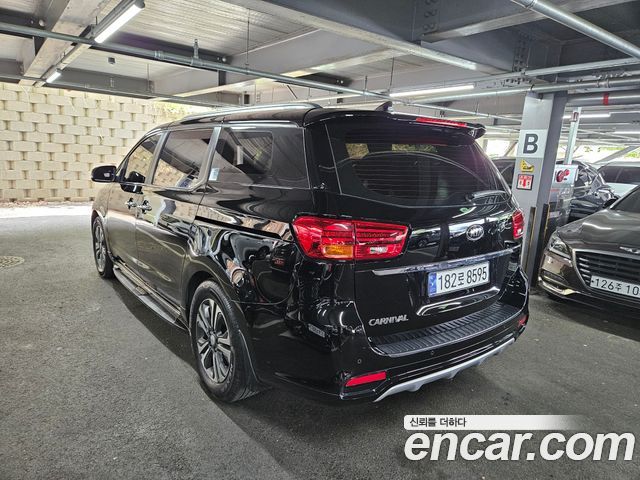 Kia Carnival Новый 9-Seater Luxury - фото 3