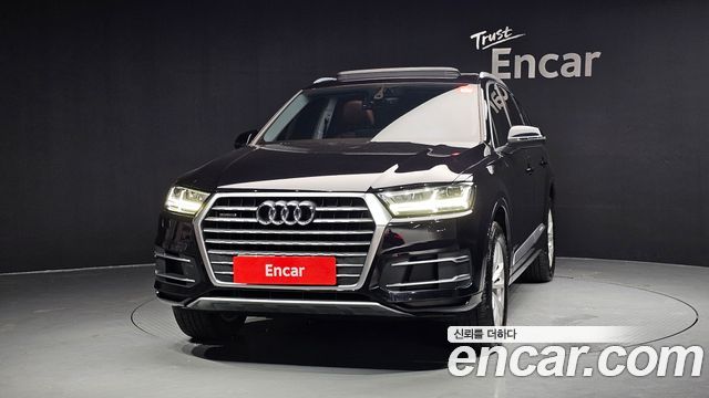 Audi Q7 45 TFSI Quattro - фото 2
