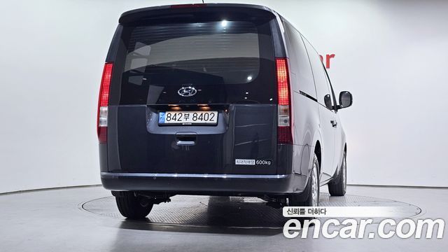 Hyundai Staria Cargo 5-Seater Modern - фото 3