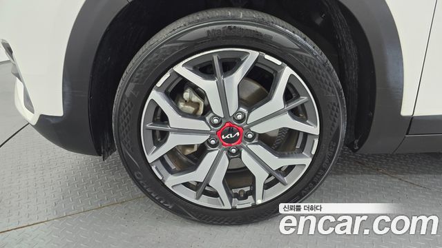 Kia Seltos Gasoline 1.6 Turbo 4WD Signature - фото 4