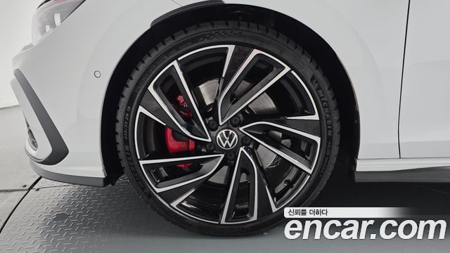 Volkswagen Golf 8-го поколения 2.0 GTI - фото 3