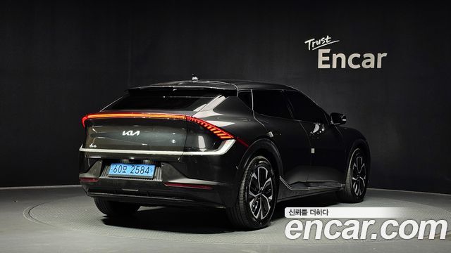 Kia EV6 Long Range 4WD Air - фото 1