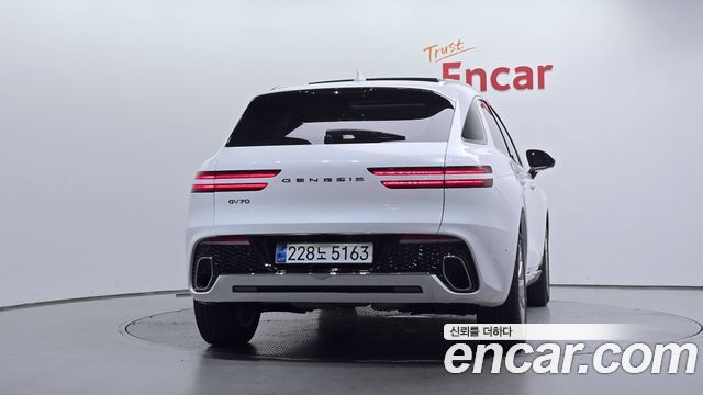 Genesis GV70 2.5T Gasoline 2WD - фото 3