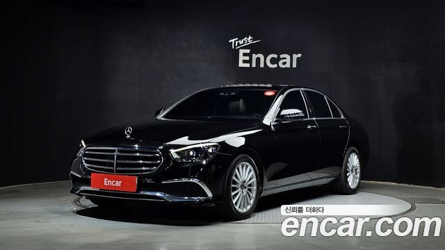 Mercedes-Benz E-Class W213 E250 Exclusive - фото 0