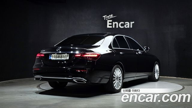 Mercedes-Benz E-Class W213 E250 Exclusive - фото 1