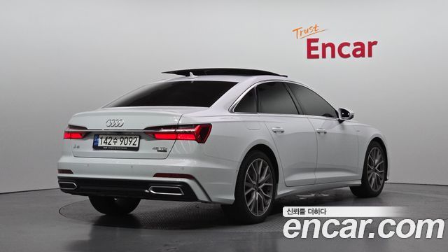 Audi A6 C8 45 TDI Quattro Premium - фото 1