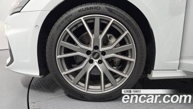 Audi A6 C8 45 TDI Quattro Premium - фото 4