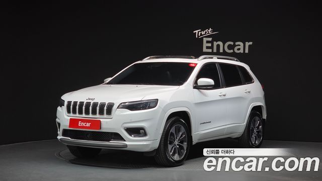 Jeep Cherokee KL 3.2 Overland AWD - фото 0