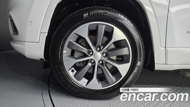 Jeep Cherokee KL 3.2 Overland AWD - фото 4