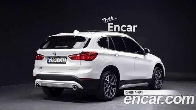 BMW X1 F48 xDrive 20i xLine - фото 1