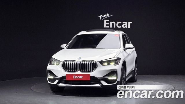 BMW X1 F48 xDrive 20i xLine - фото 2