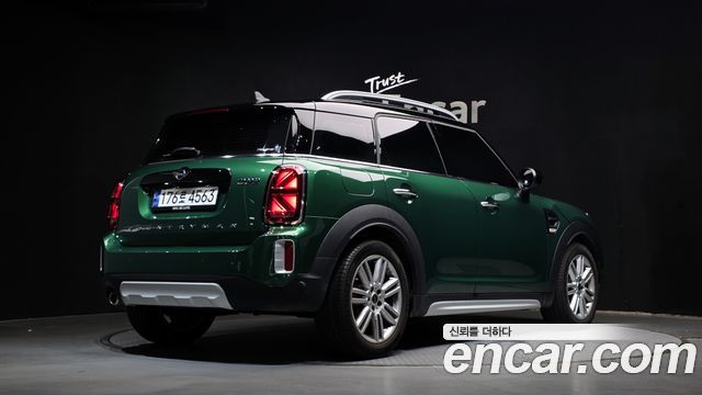 Mini Countryman Classic Plus Launch Pack 2nd Gen - фото 1