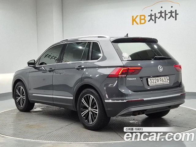 Volkswagen Tiguan 2-го поколения 2.0 TDI Prestige - фото 1