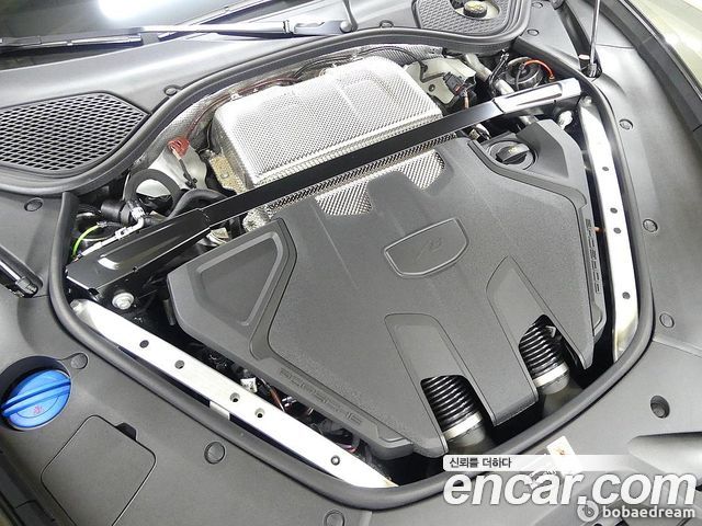 Porsche Panamera 4.0 GTS - фото 4