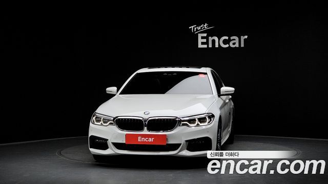 BMW 5-Series G30 530i M Sport Package Plus - фото 2