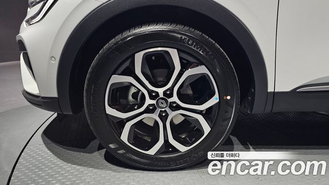 Renault Samsung Arkana 1.6 E-TECH Iconic - фото 4