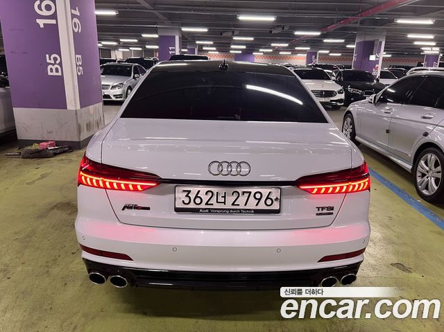 Audi A6 C8 45 TFSI Quattro Premium - фото 3