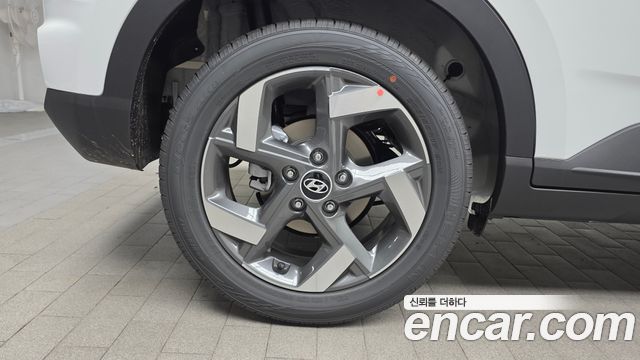 Hyundai Venue 1,6 Premium - фото 4