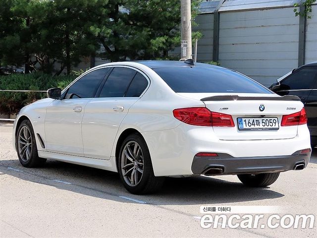 BMW 5-Series G30 530i xDrive M Sport Package - фото 2